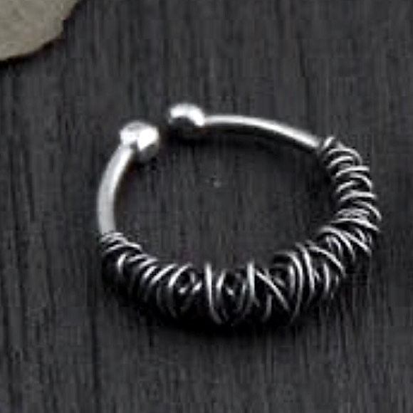 925 Bondage Rope Ring - Picture 1 of 2